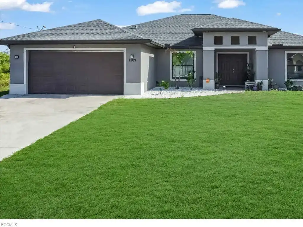 2917 SW 12th St Street SW, Lehigh Acres FL 33976