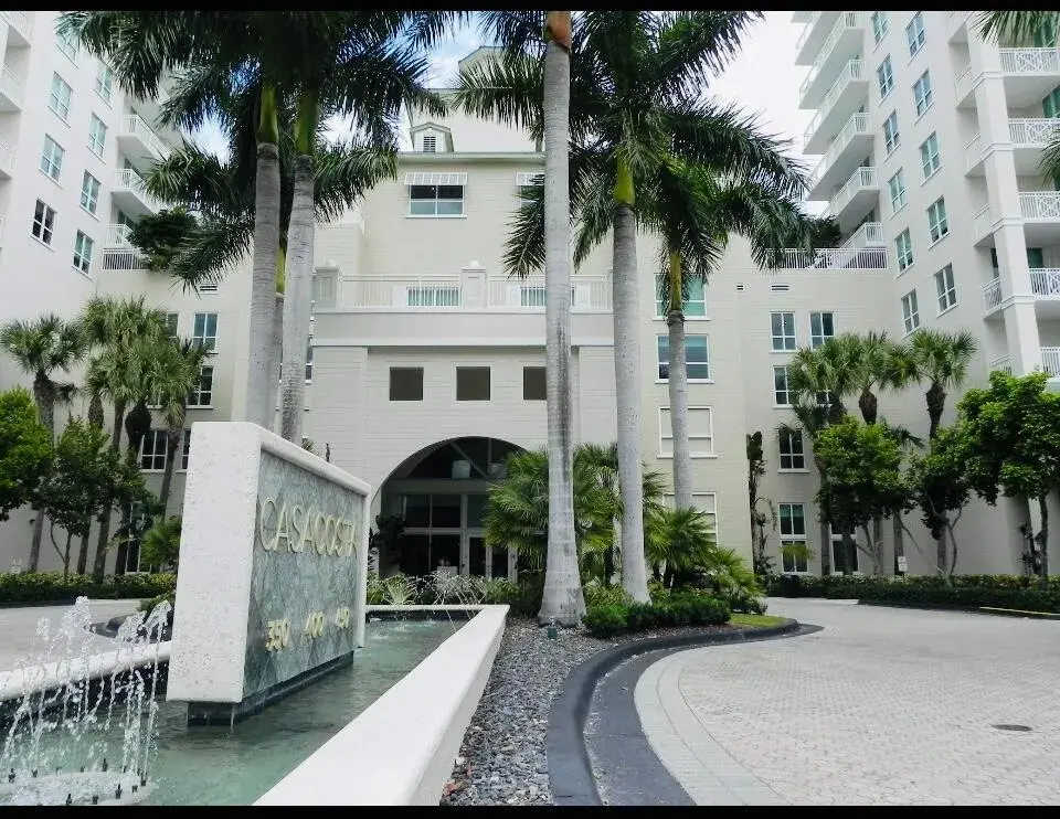 450 N Federal Highway # 102, Boynton Beach FL 33435