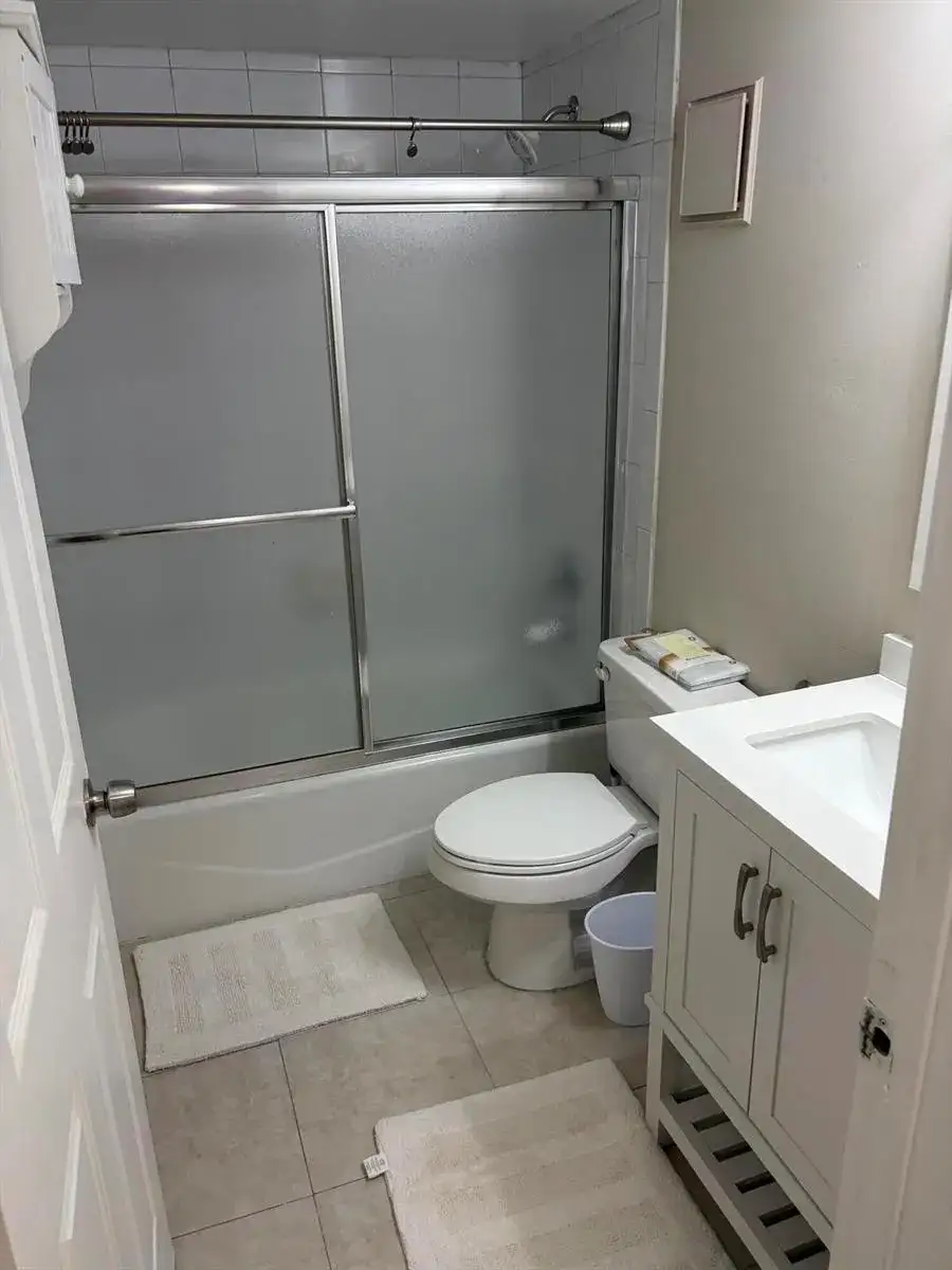 3341 NW 47th Terrace # 301, Lauderdale Lakes FL 33319 photo 4