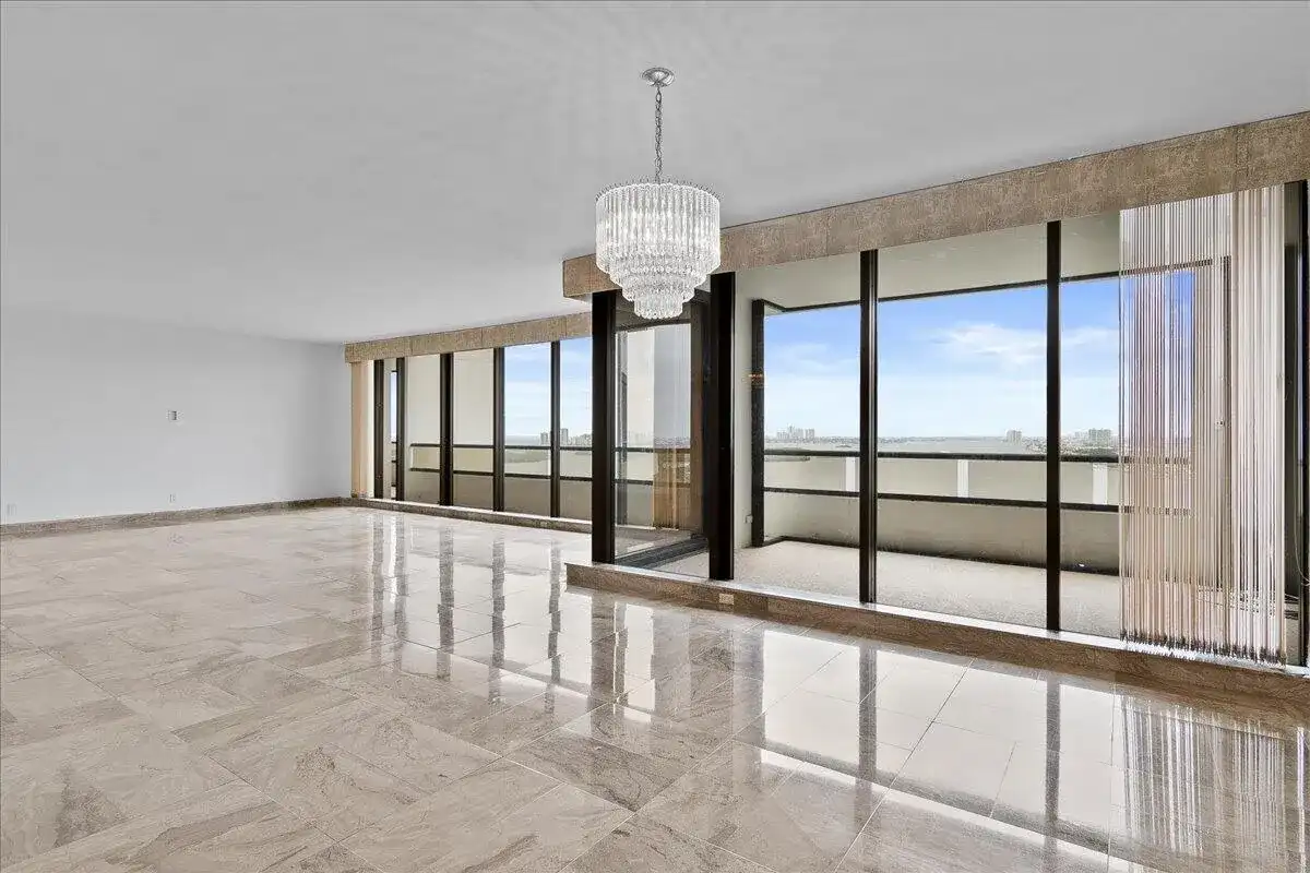 100 Lakeshore Drive # 1955, North Palm Beach FL 33408