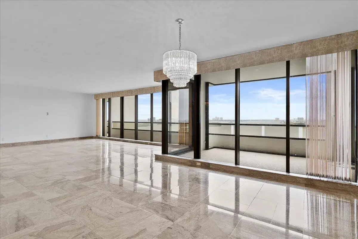 100 Lakeshore Drive # 1955, North Palm Beach FL 33408