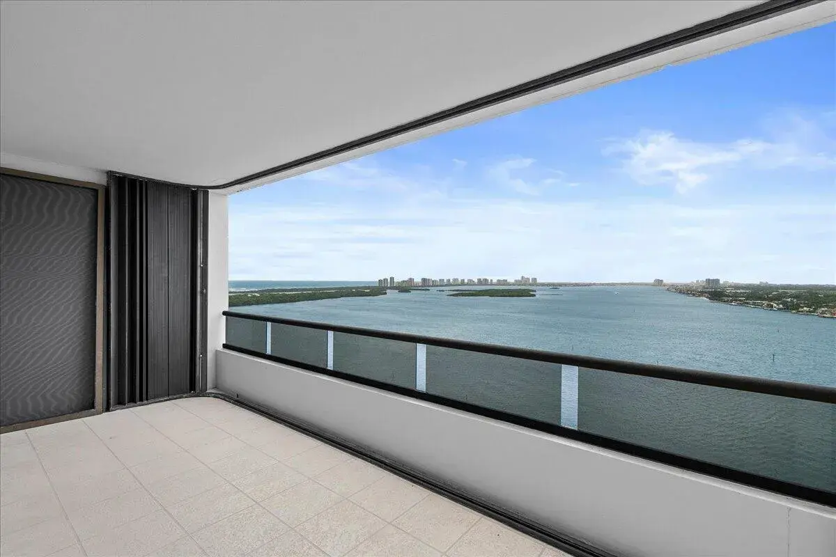 100 Lakeshore Drive # 1955, North Palm Beach FL 33408