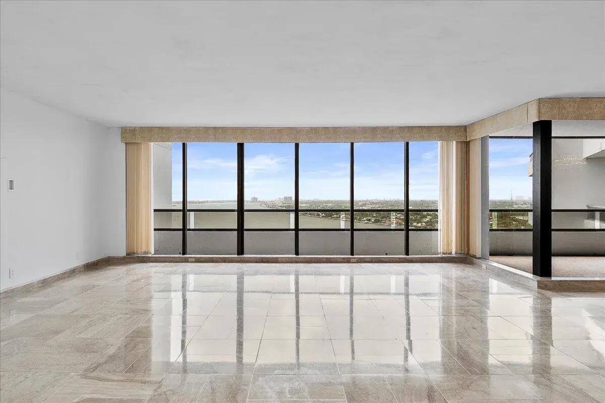 100 Lakeshore Drive # 1955, North Palm Beach FL 33408