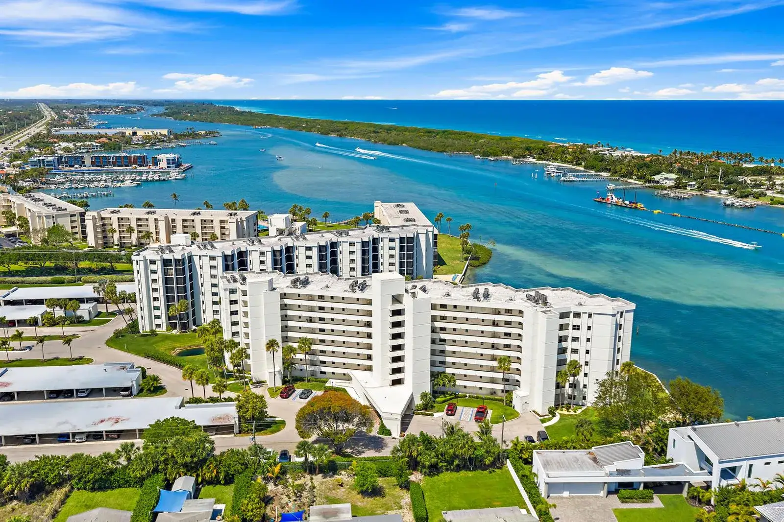 19800 Sandpointe Bay Drive N # 305, Tequesta FL 33469