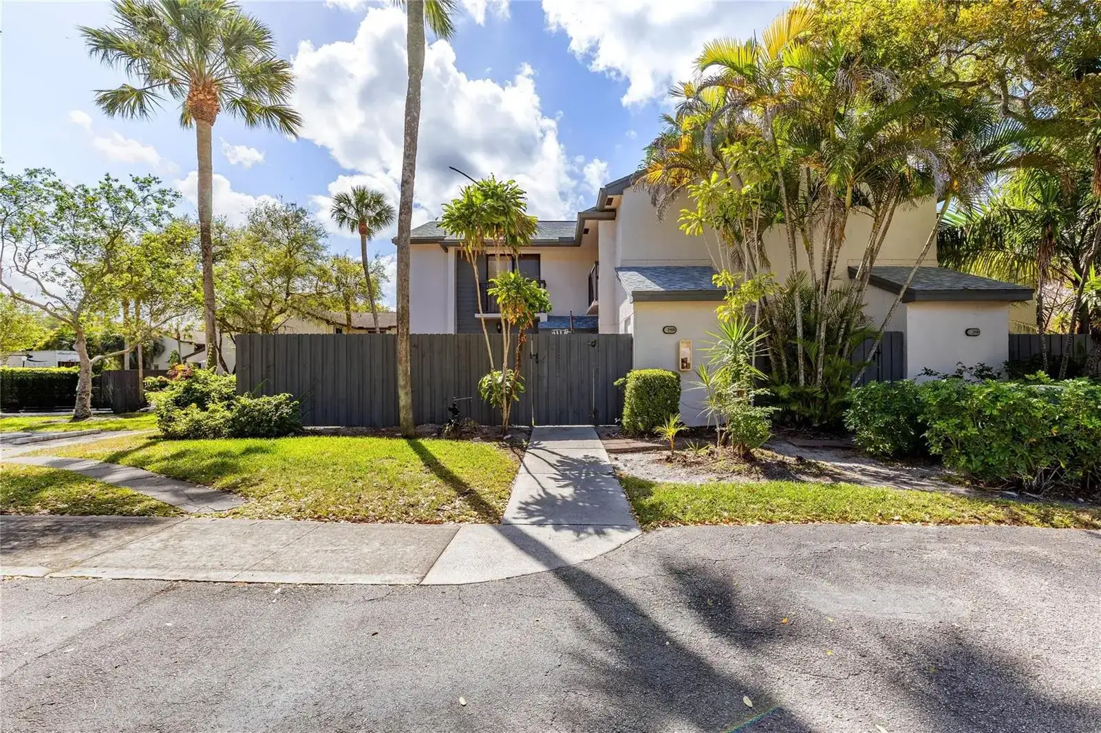3183 Cocoplum Circle # 3375, Coconut Creek FL 33063 photo 2