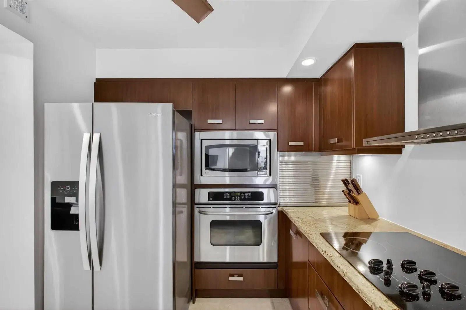 2800 N Ocean Drive, Singer Island FL 33404 photo 3