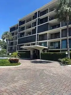 225 S Beach Road Unit 205, Jupiter FL 33469