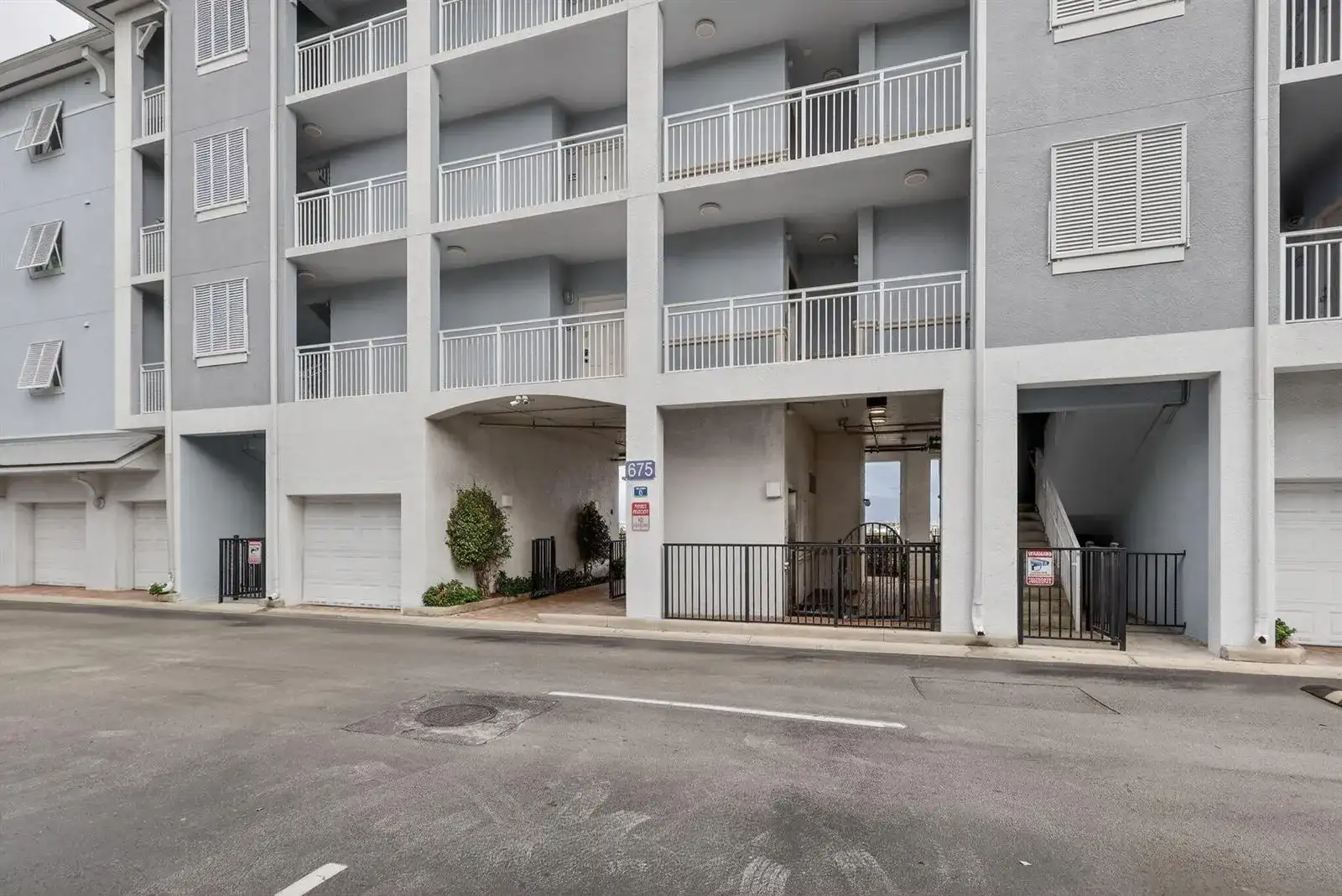 675 NW Flagler Avenue Unit 202, Stuart FL 34994 photo 3