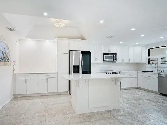 6081 SE Landing Way # 6, Stuart FL 34997 photo 2