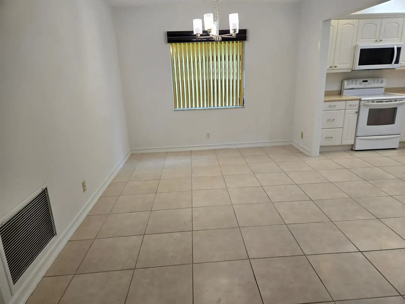 10125 NW 71st Street, Tamarac FL 33321 photo 5