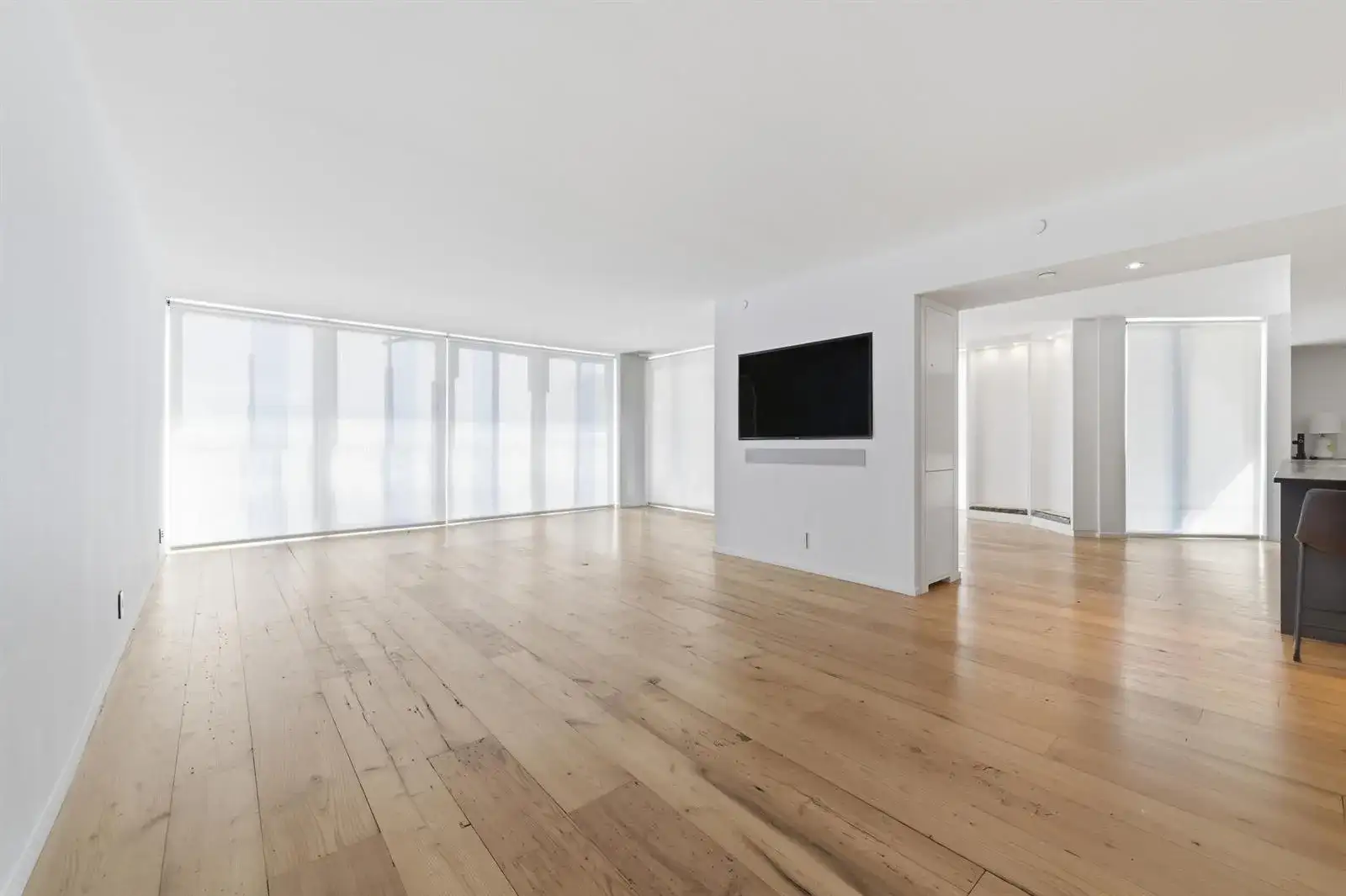 529 S Flagler Drive # 10h, West Palm Beach FL 33401 photo 2