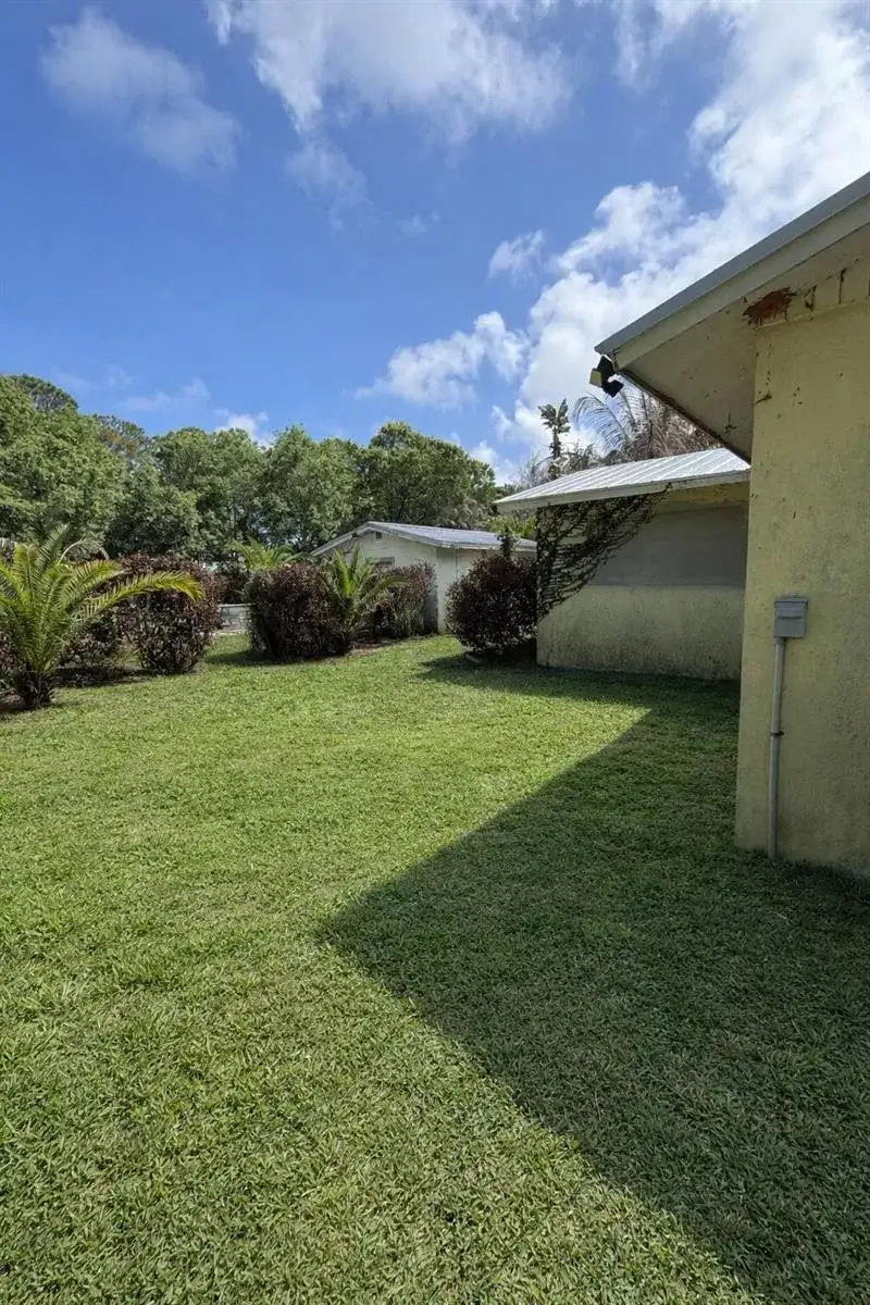 5512 Buchanan Drive, Fort Pierce FL 34982 photo 4