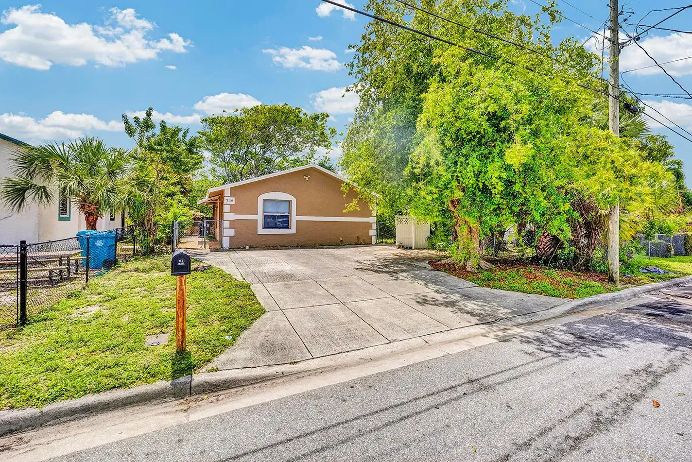 336 NE 12th Avenue, Boynton Beach FL 33435 photo 3