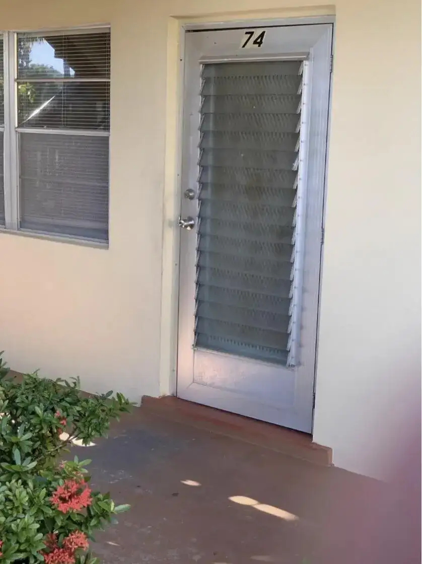 74 Sheffield D, West Palm Beach FL 33417 photo 2