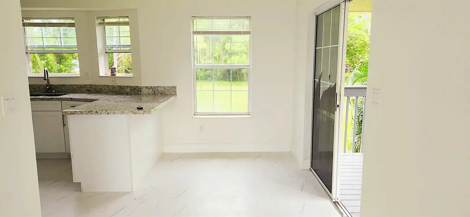 11128 N 59th St Street N, FL 33411 photo 5
