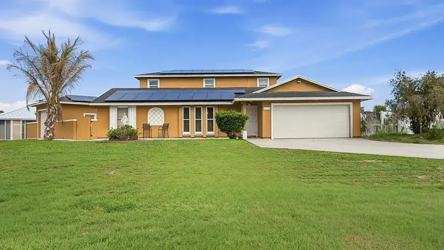 2301 SW Barber Lane, Port St. Lucie FL 34984