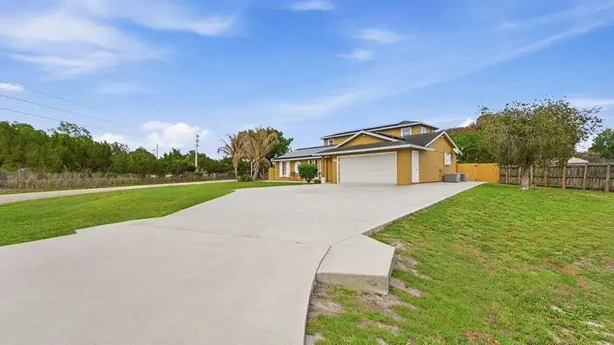 2301 SW Barber Lane, Port St. Lucie FL 34984 photo 4