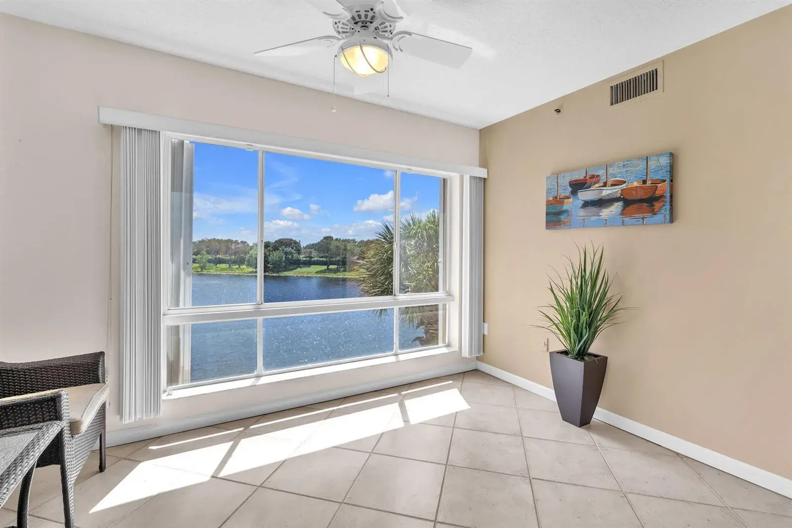 5842 Crystal Shores Drive # 302, Boynton Beach FL 33437