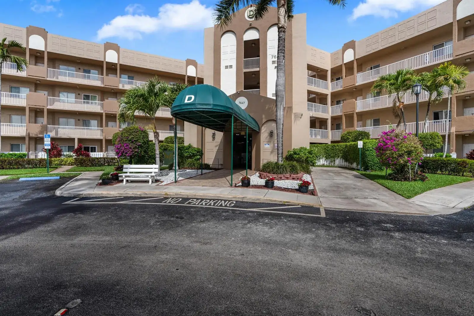 7647 Southampton Terrace # 318, Tamarac FL 33321 photo 3
