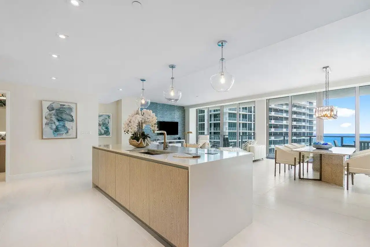 3100 N Ocean Drive # 1505, Riviera Beach FL 33404