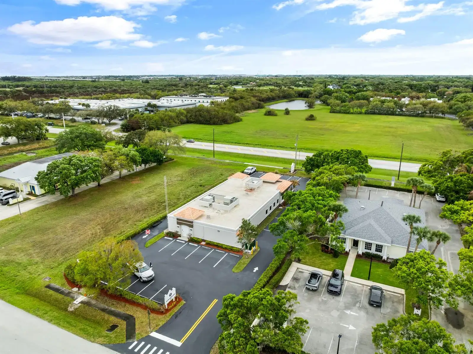 845 37th Place, Vero Beach FL 32960 photo 5