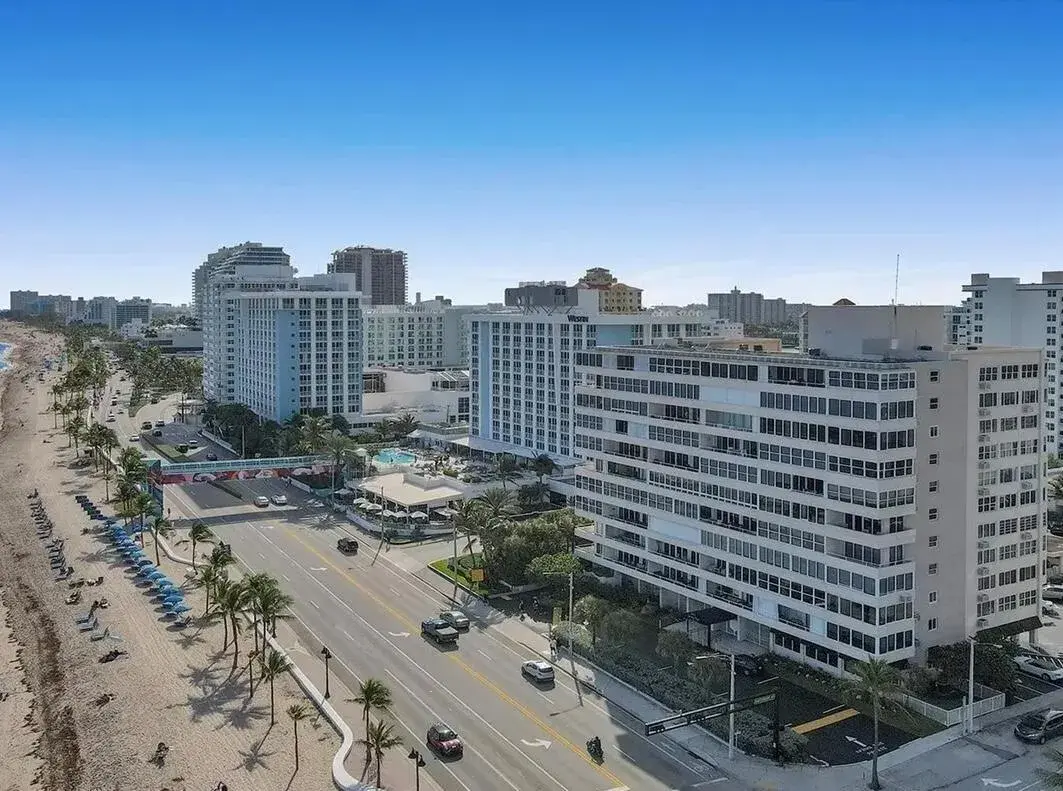 345 N Fort Lauderdale Beach Boulevard # 201, Fort Lauderdale FL 33304