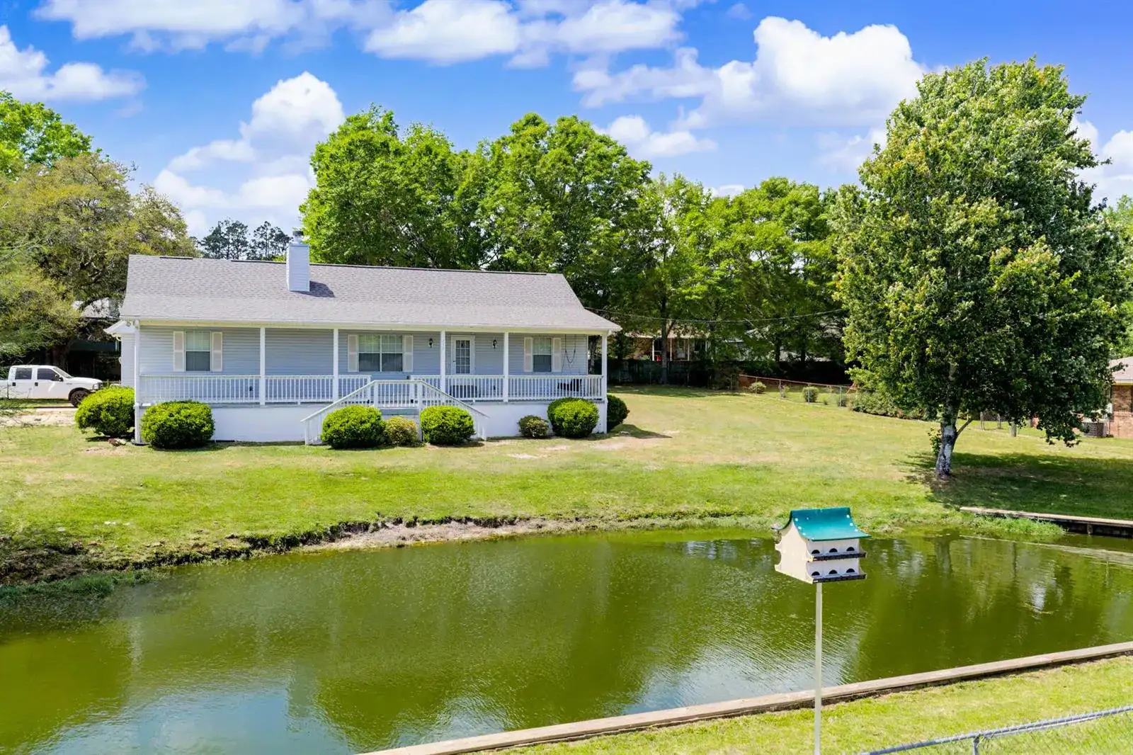 7327 Glidden Lane, FL 32526 photo 2
