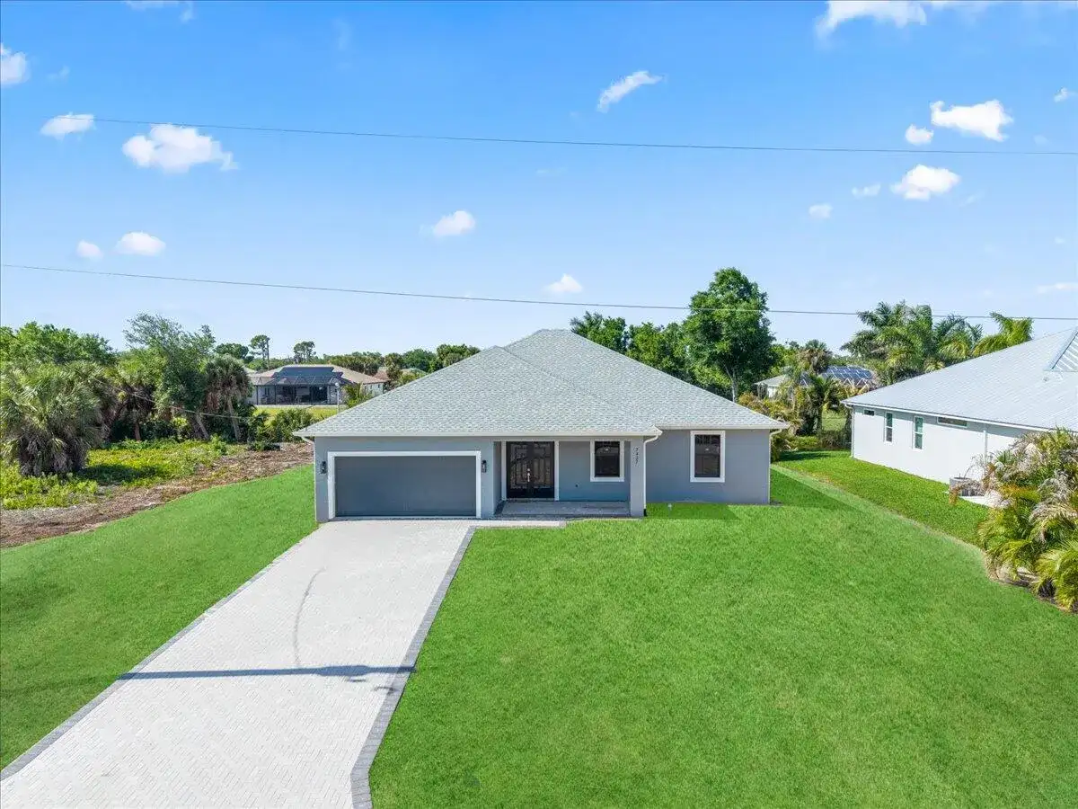 7427 Sea Mist Drive, Port Charlotte FL 33981 photo 3