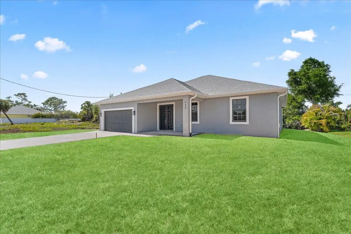 7427 Sea Mist Drive, Port Charlotte FL 33981 photo 4