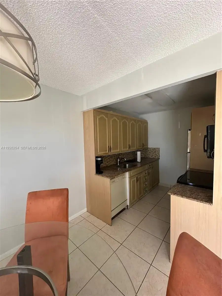3043 Exeter, Boca Raton FL 33434 photo 4