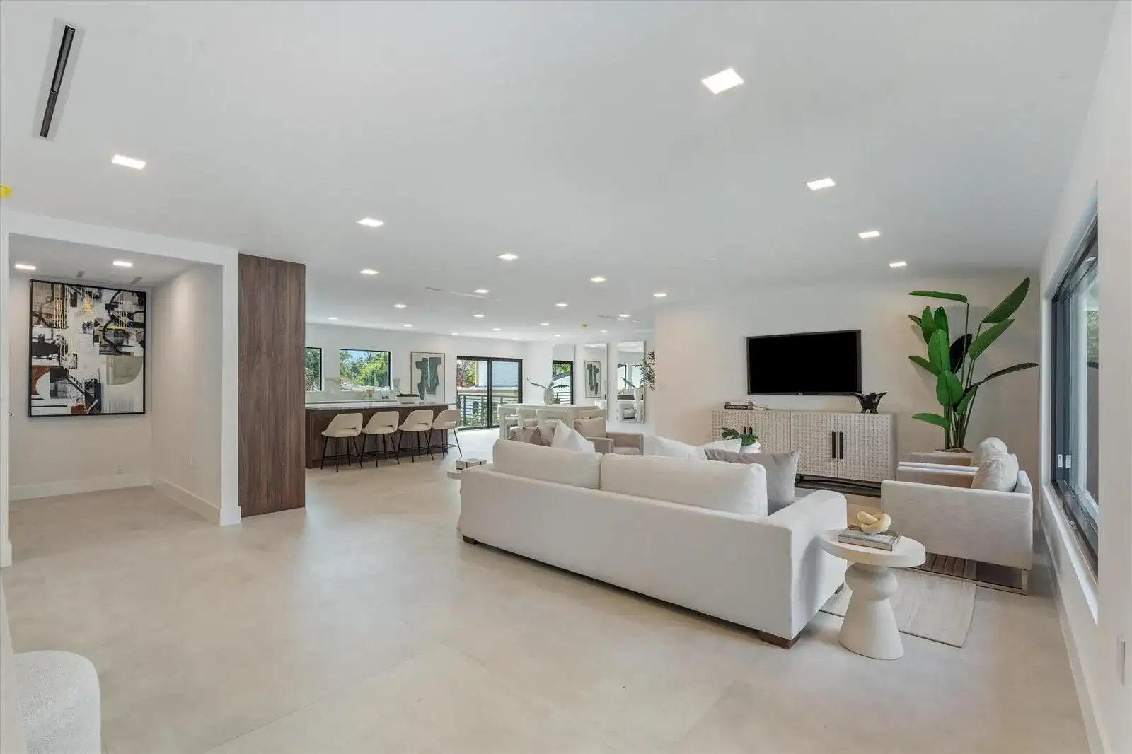 1032 SE 13th Terrace, Fort Lauderdale FL 33316 photo 2