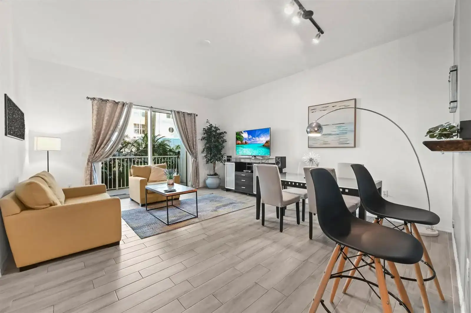 804 E Windward Way # 122, Lantana FL 33462