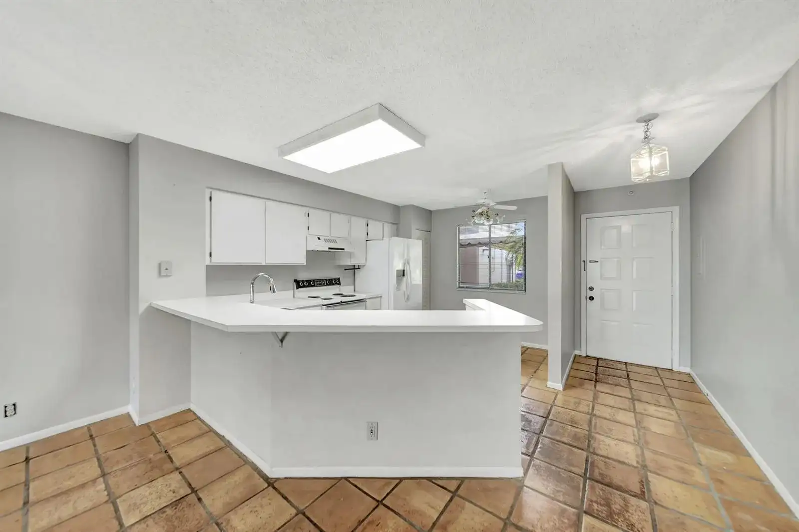 2215 Cypress Island Drive # 103, Pompano Beach FL 33069 photo 2