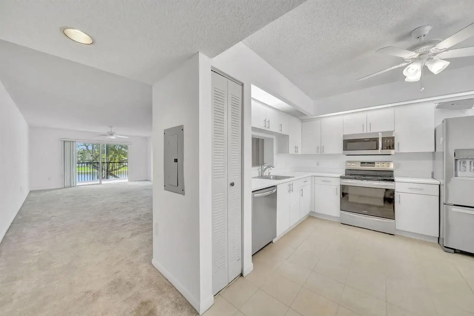 801 SW 141st Avenue # o, Pembroke Pines FL 33027 photo 5