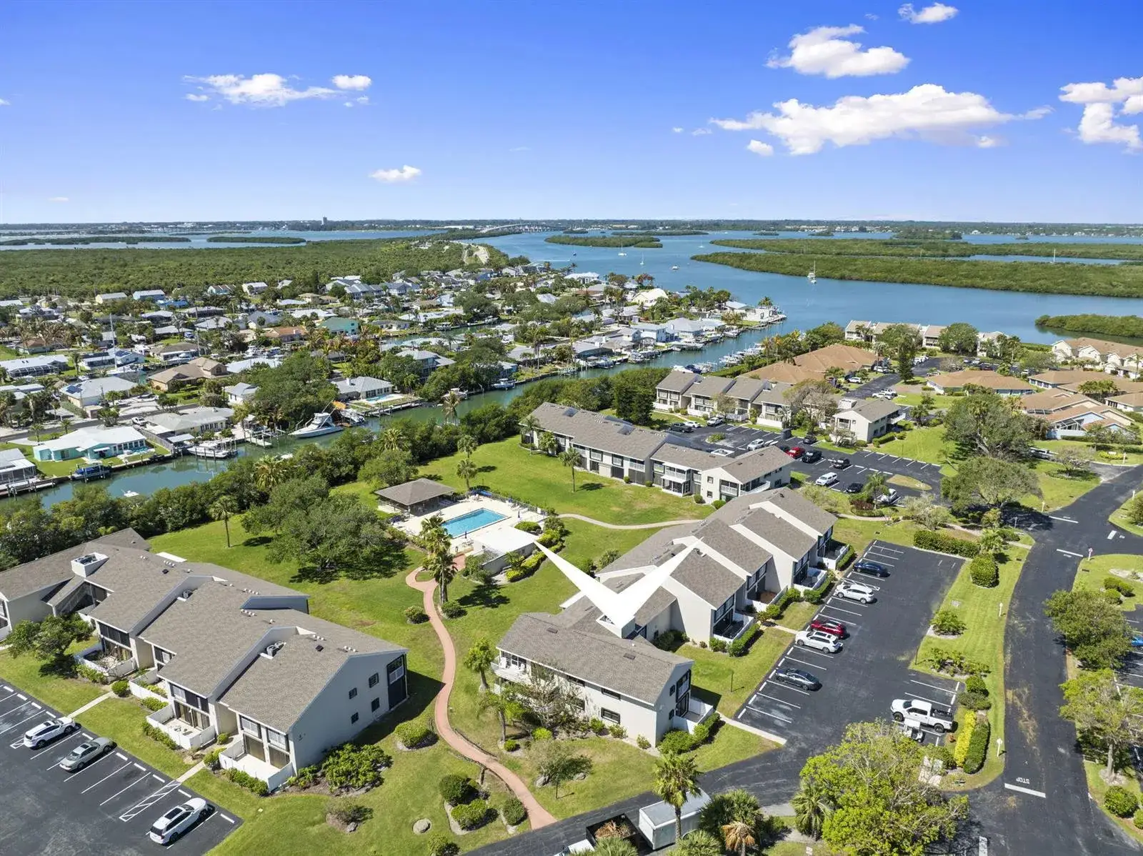 3209 S Lakeview Circle # 101, Hutchinson Island FL 34949