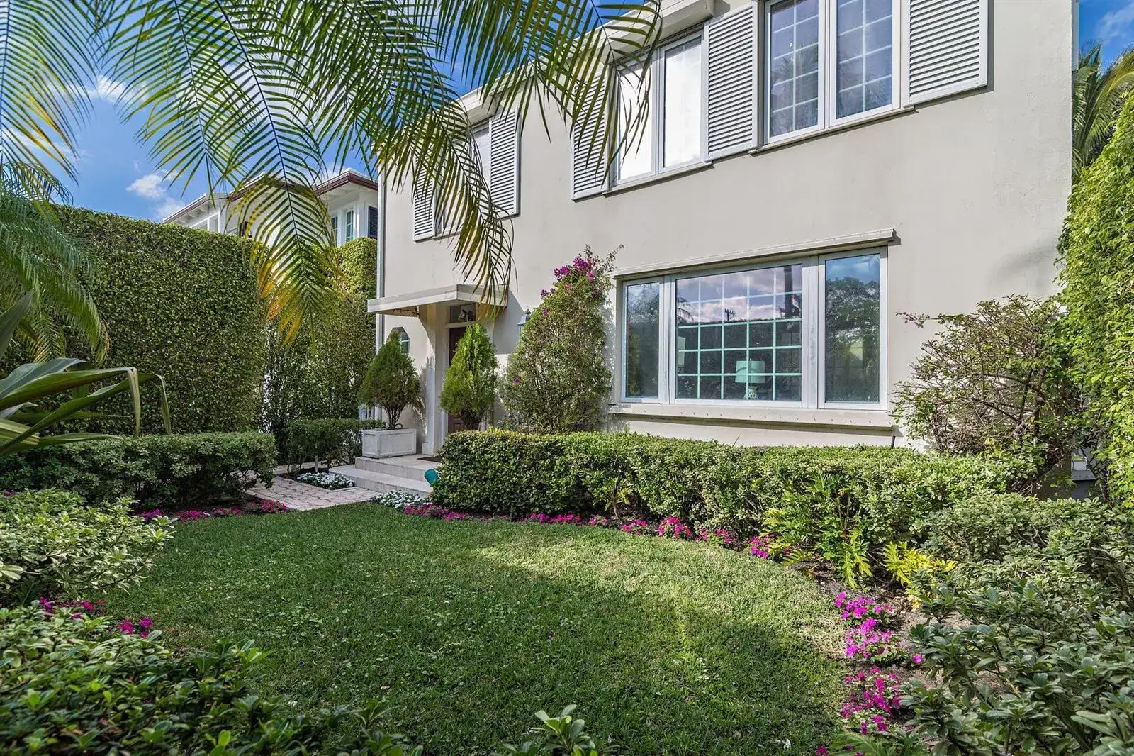 155 Peruvian Avenue, Palm Beach FL 33480 photo 2
