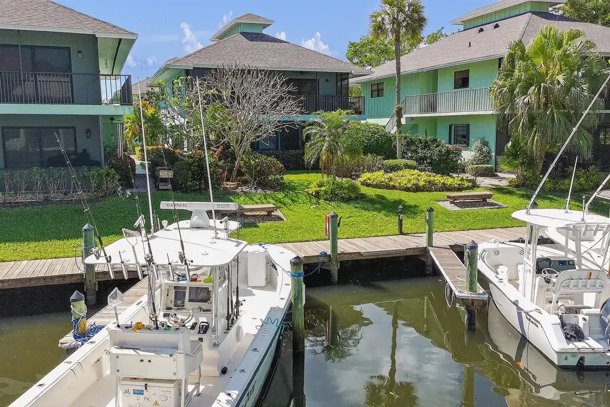 4083 SE Centerboard Lane # a, Stuart FL 34997