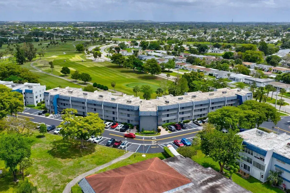 7787 Golf Circle Drive # k, Margate FL 33063