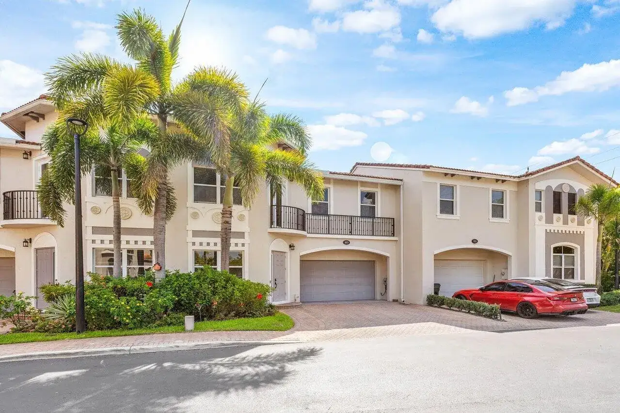 1875 Highland Grove Drive, Delray Beach FL 33445 photo 3