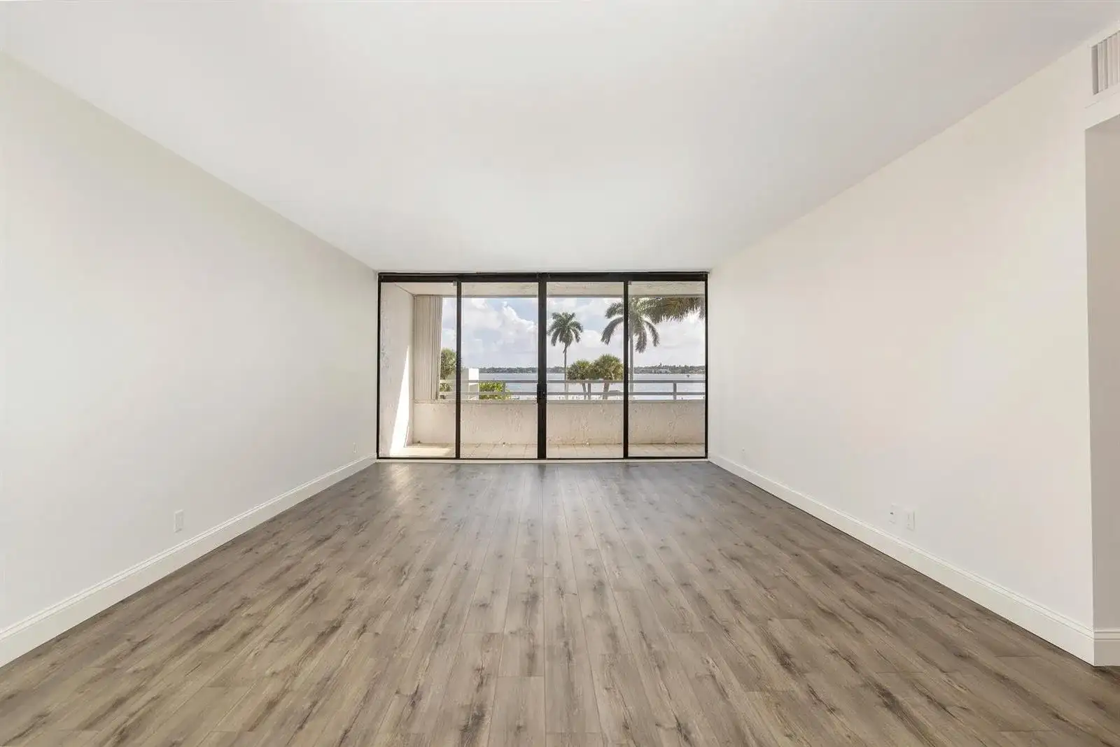 3701 S Flagler Drive # B303, West Palm Beach FL 33405 photo 3