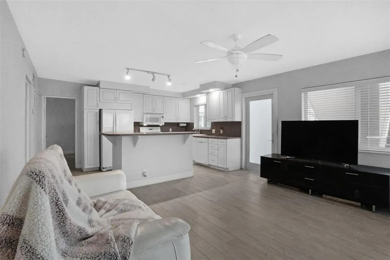 1000 SE 4th Street # 127, Fort Lauderdale FL 33301