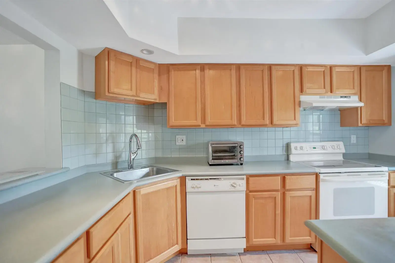 900 SW 12th Street # 100, Fort Lauderdale FL 33315