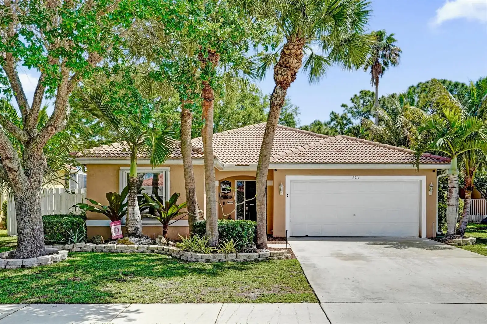 6214 Sand Hills Circle, Lake Worth FL 33463
