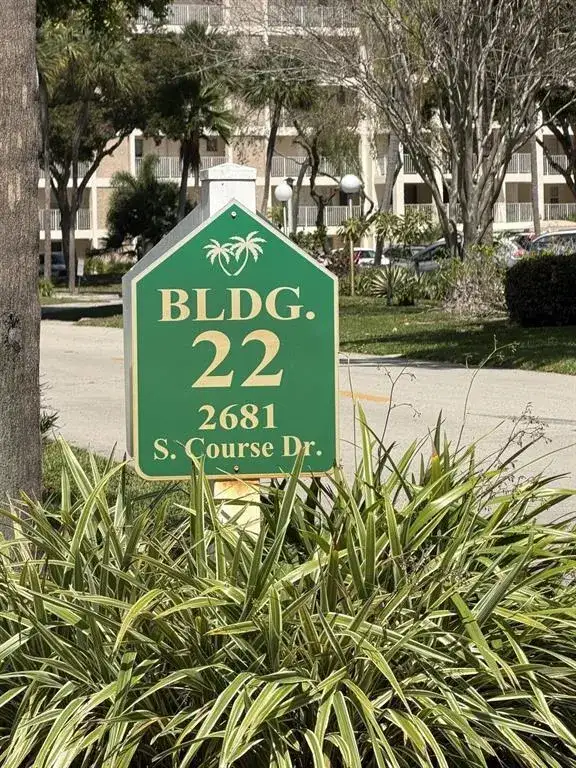 2681 S Course Drive # 511, Pompano Beach FL 33069 photo 2