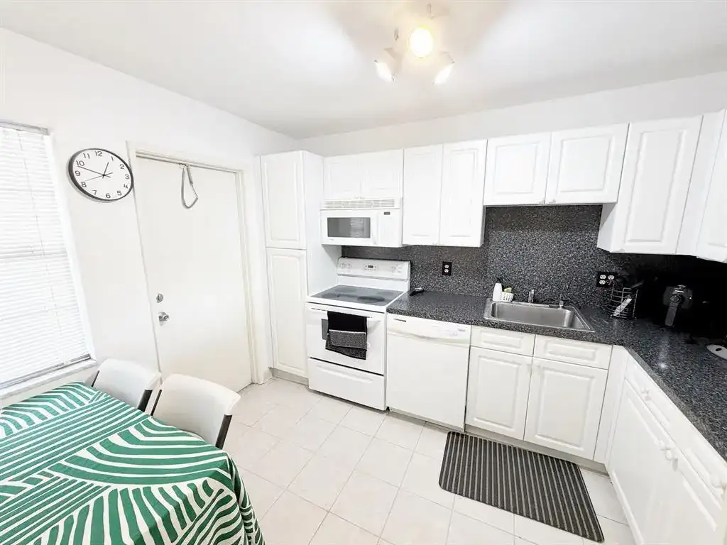 2681 S Course Drive # 511, Pompano Beach FL 33069 photo 5