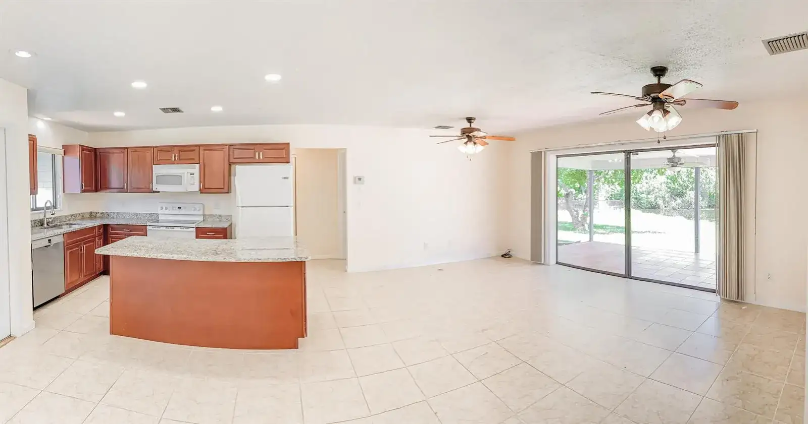 441 SE Glenwood Drive, Port St. Lucie FL 34984 photo 4