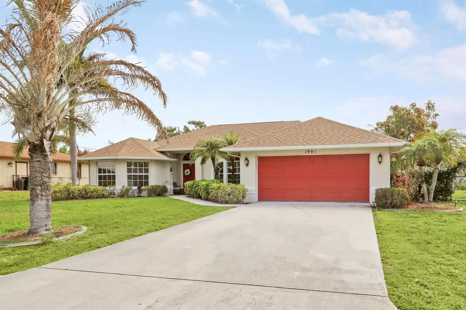 1991 SE Manth Lane, Port St. Lucie FL 34983 photo 2