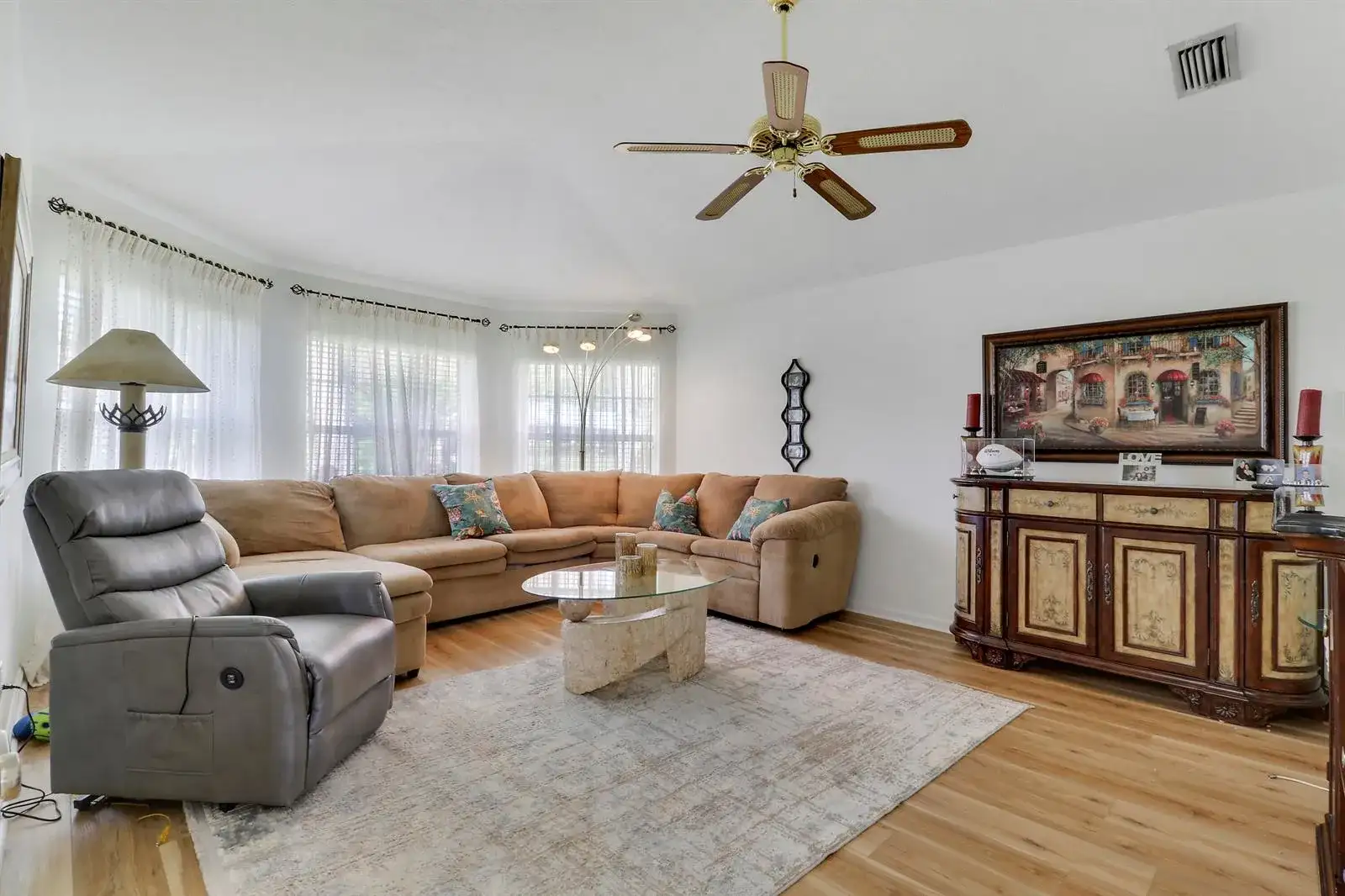 1991 SE Manth Lane, Port St. Lucie FL 34983 photo 4