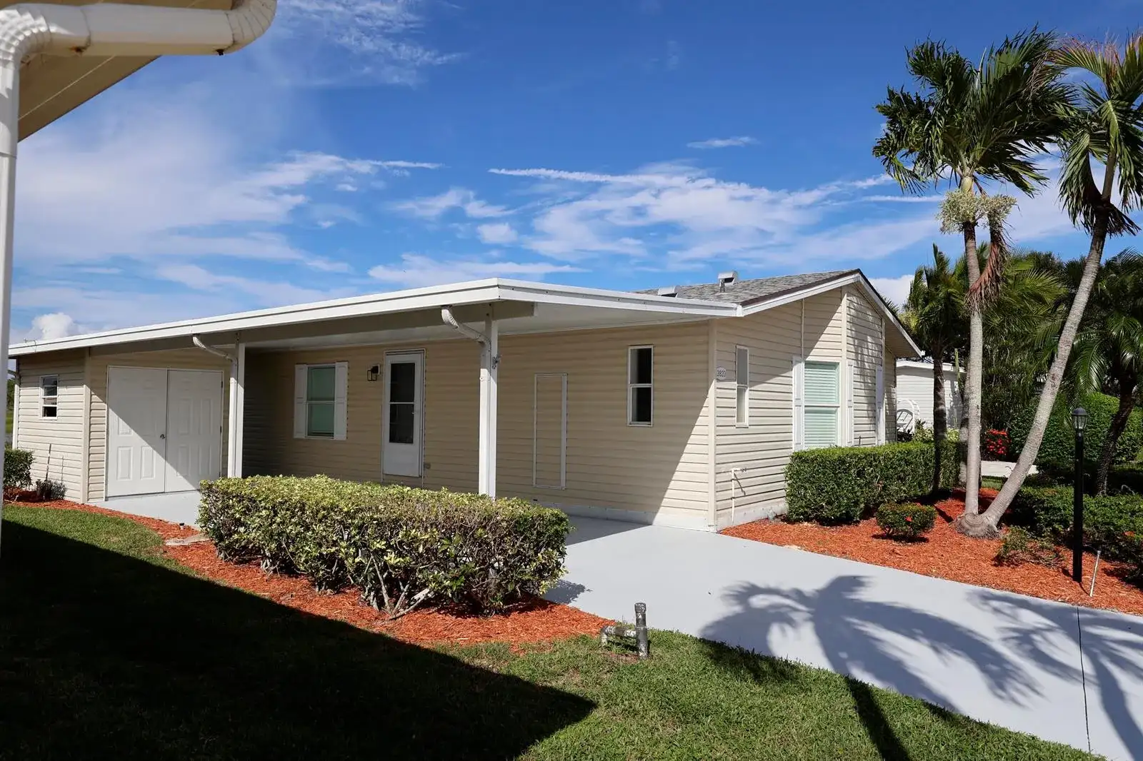 3820 Nimblewill Court, Port St. Lucie FL 34952 photo 2