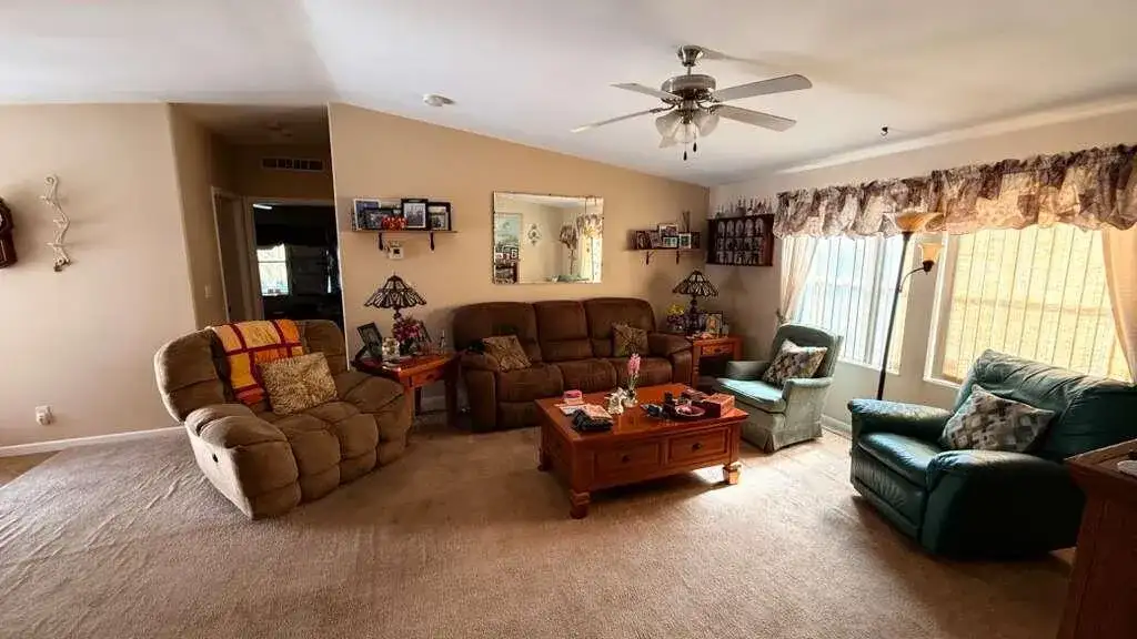 2 S 4 Seasons Road, Palm Beach Gardens FL 33410 photo 4